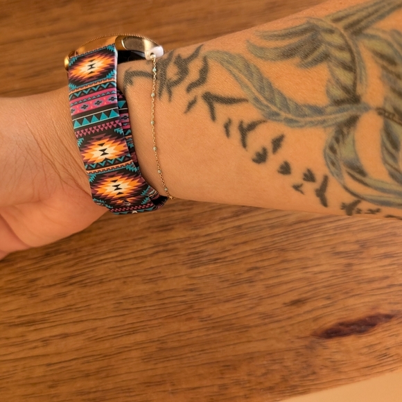 Samsung Galaxy Watch 42mm SM-R810 Rose Gold Bluetooth Smartwatch - Pre Owned - Picture 9 of 11